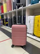 Чемодан 20 дюймов Travel Fashion розовый с расширением из полипропилена (ручная кладь)